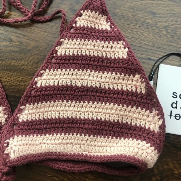 SOMEDAYS LOVIN Revolve Miles Crochet Bikini Top Size Large NEW - Picture 7 of 9